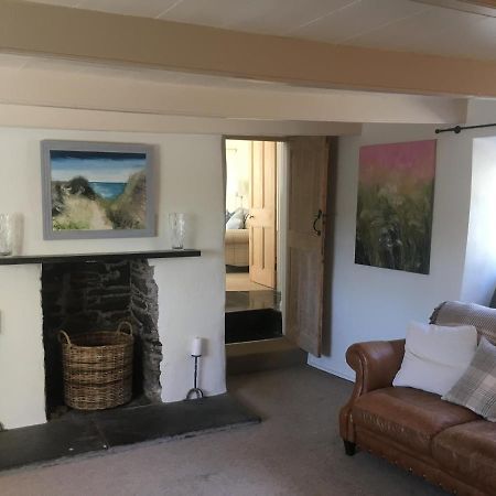 The Thatched Cottage Truro Extérieur photo