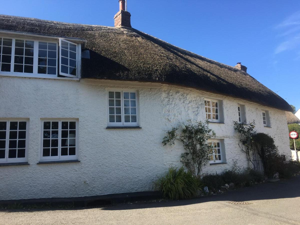The Thatched Cottage Truro Extérieur photo